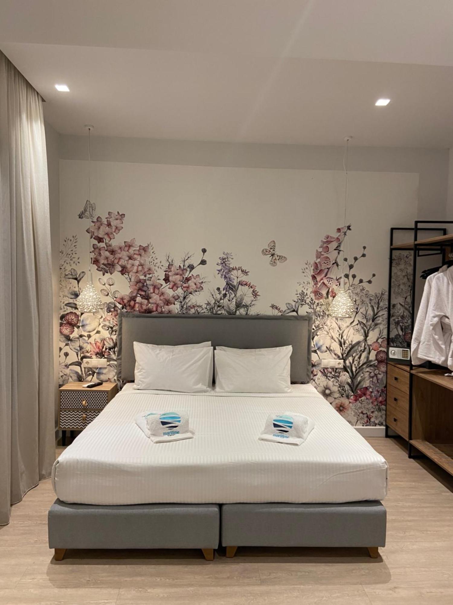 Maritime Suites Hersonissos  Bagian luar foto