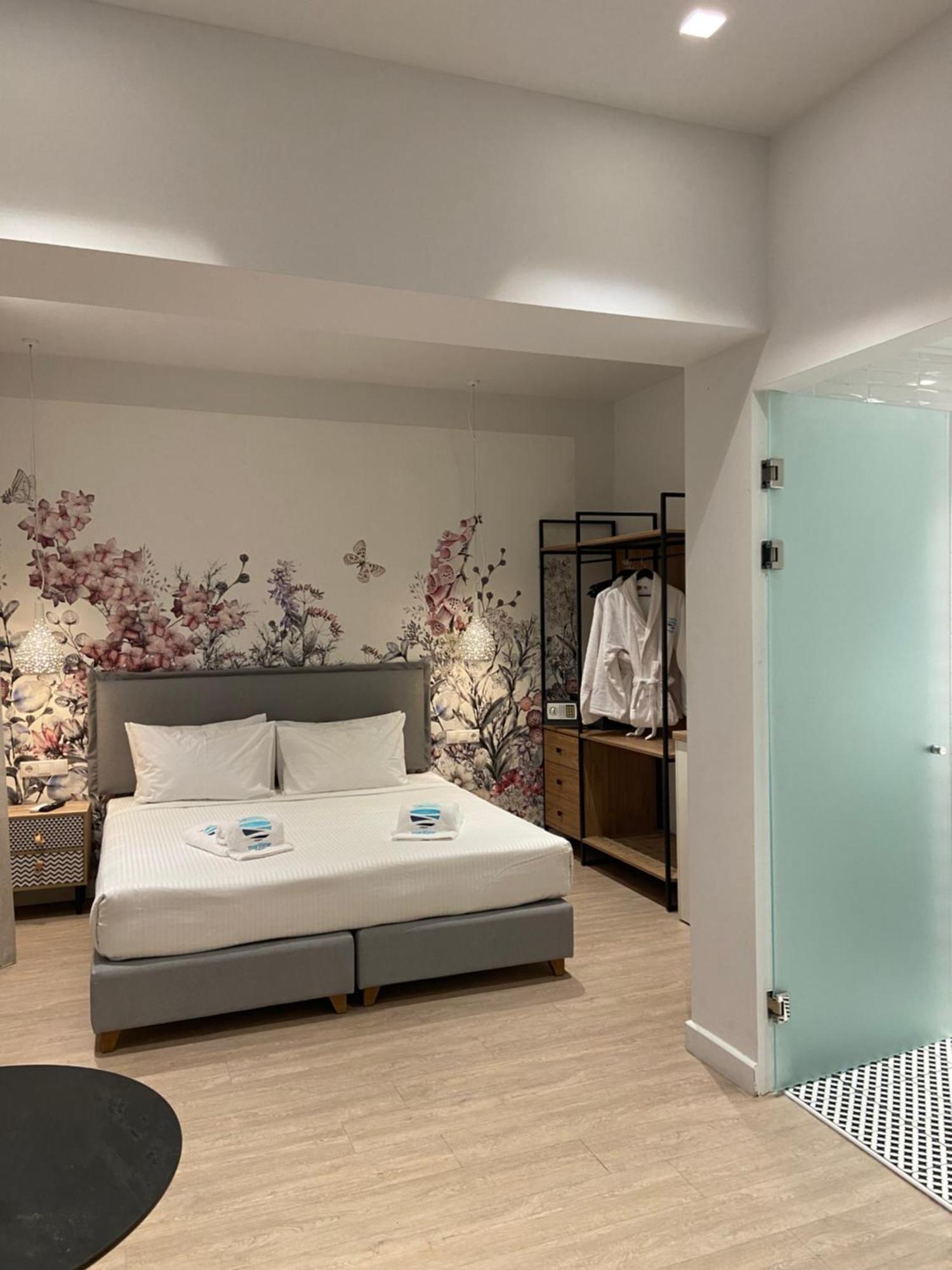 Maritime Suites Hersonissos  Bagian luar foto