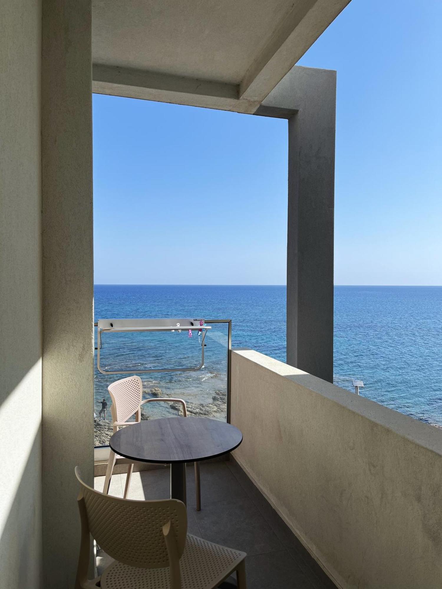 Maritime Suites Hersonissos  Bagian luar foto