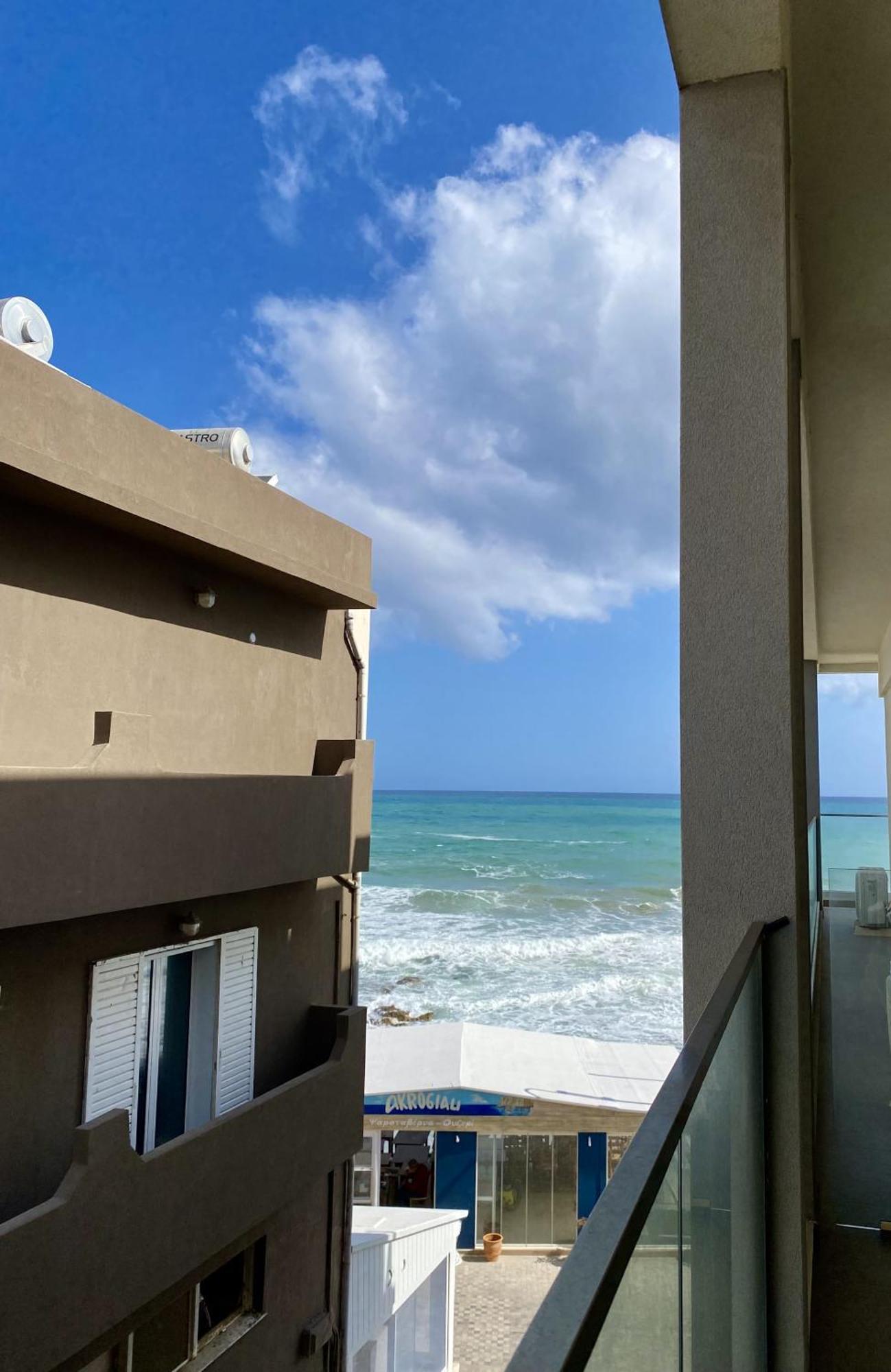 Maritime Suites Hersonissos  Bagian luar foto