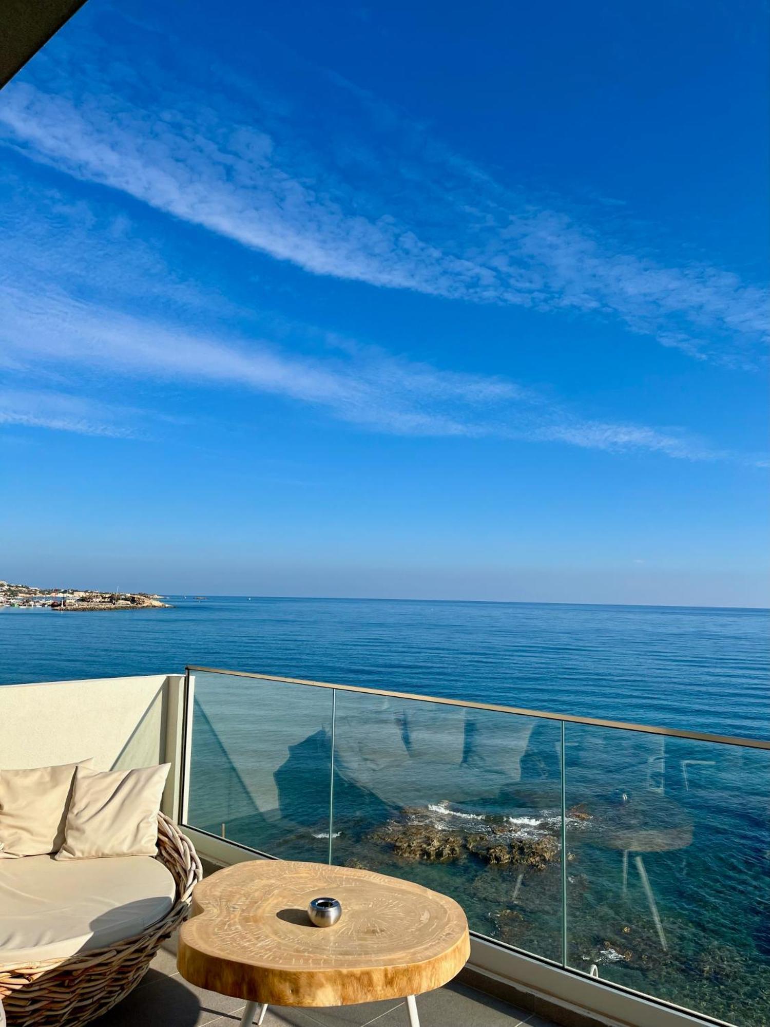 Maritime Suites Hersonissos  Bagian luar foto