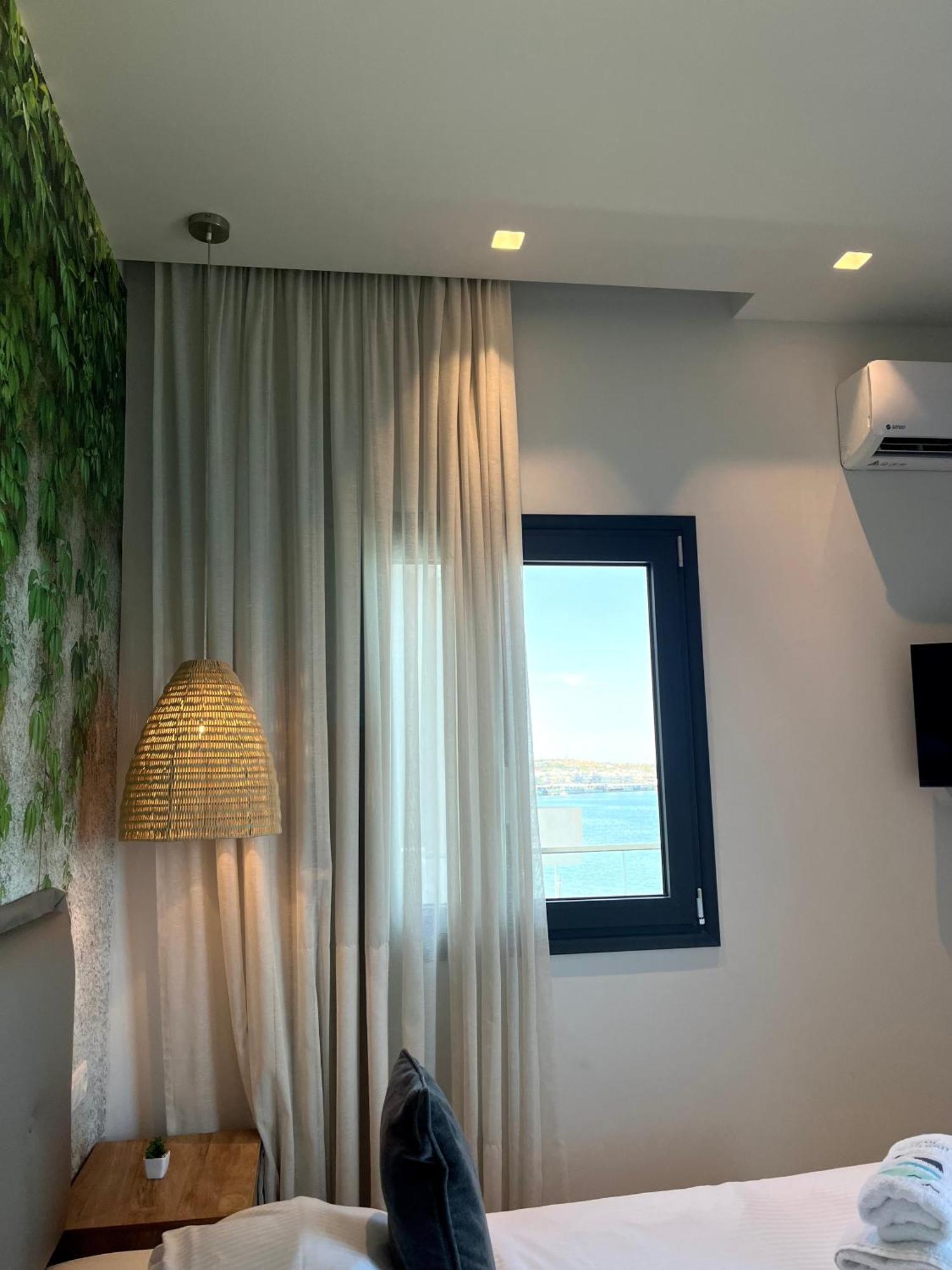 Maritime Suites Hersonissos  Bagian luar foto