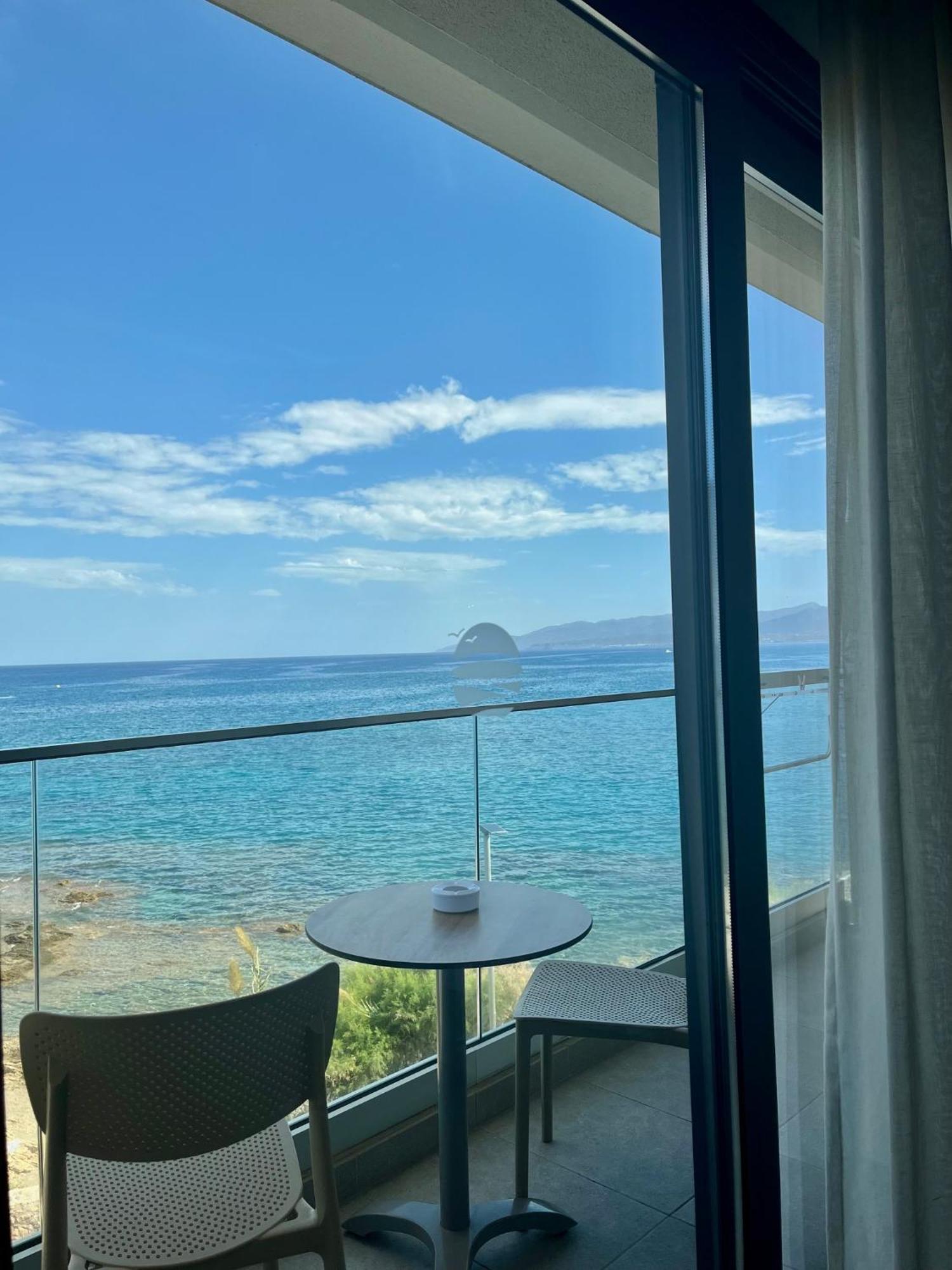 Maritime Suites Hersonissos  Bagian luar foto