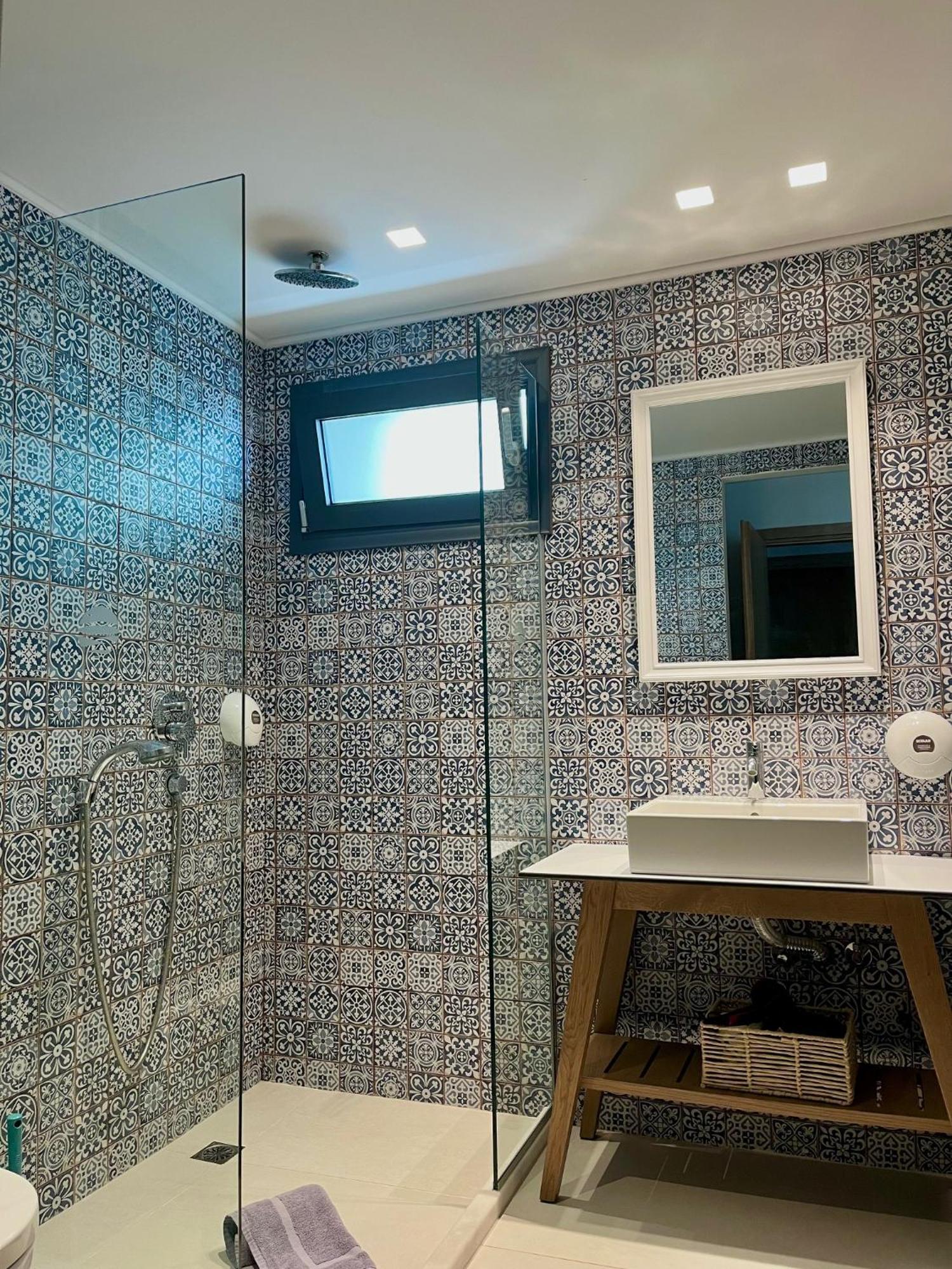 Maritime Suites Hersonissos  Bagian luar foto