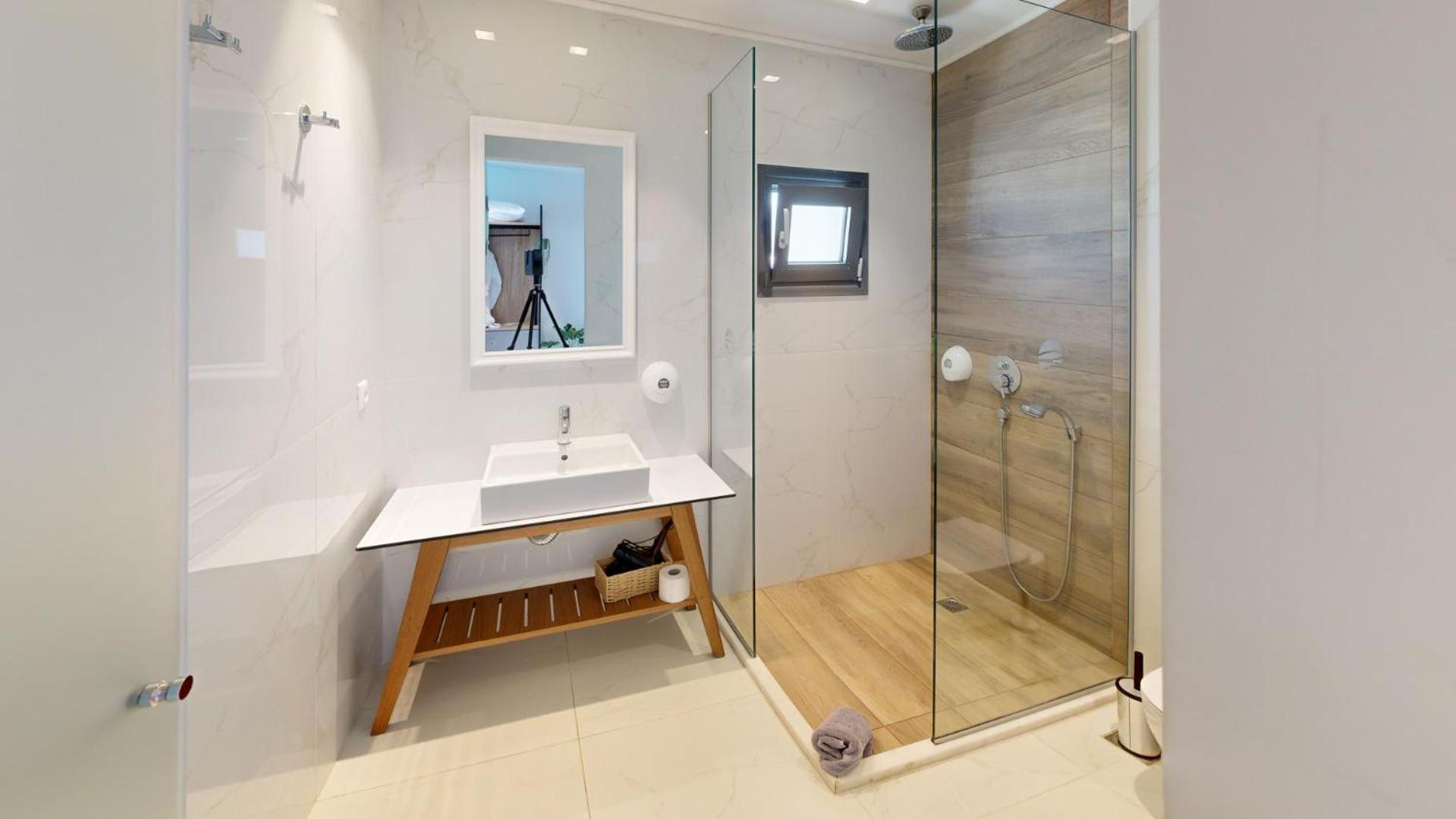 Maritime Suites Hersonissos  Bagian luar foto